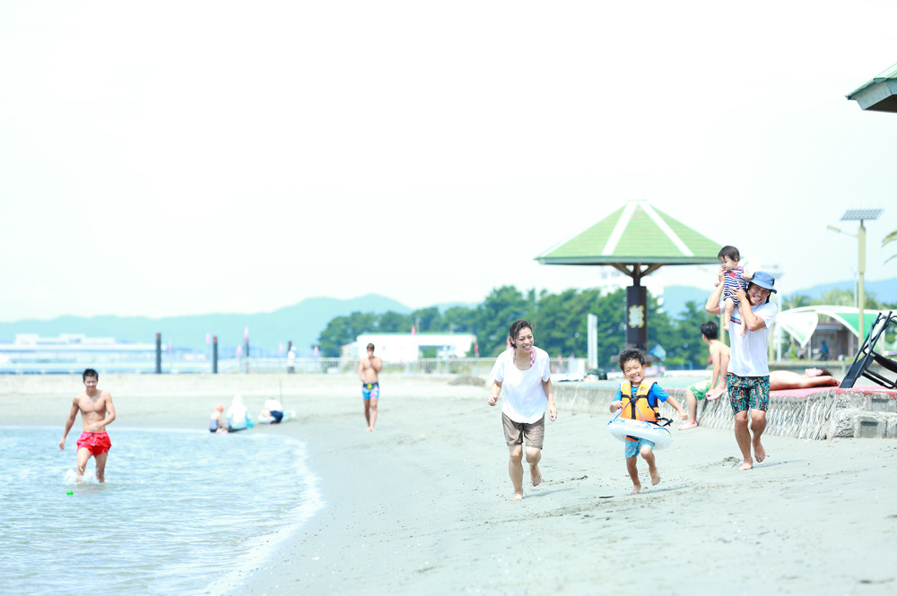 海水浴撮影会のワンシーン